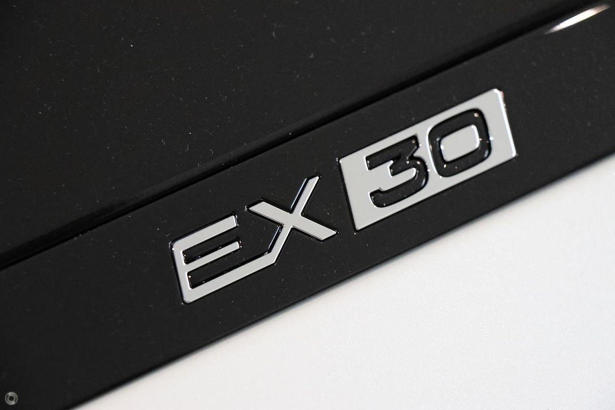 2025 Volvo EX30 Twin Motor Performance Ultra