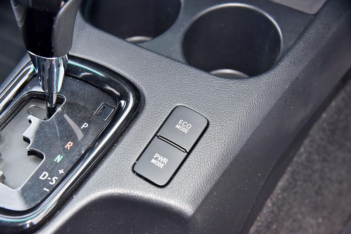 2021 Toyota Hilux Rugged X GUN126R 4X4