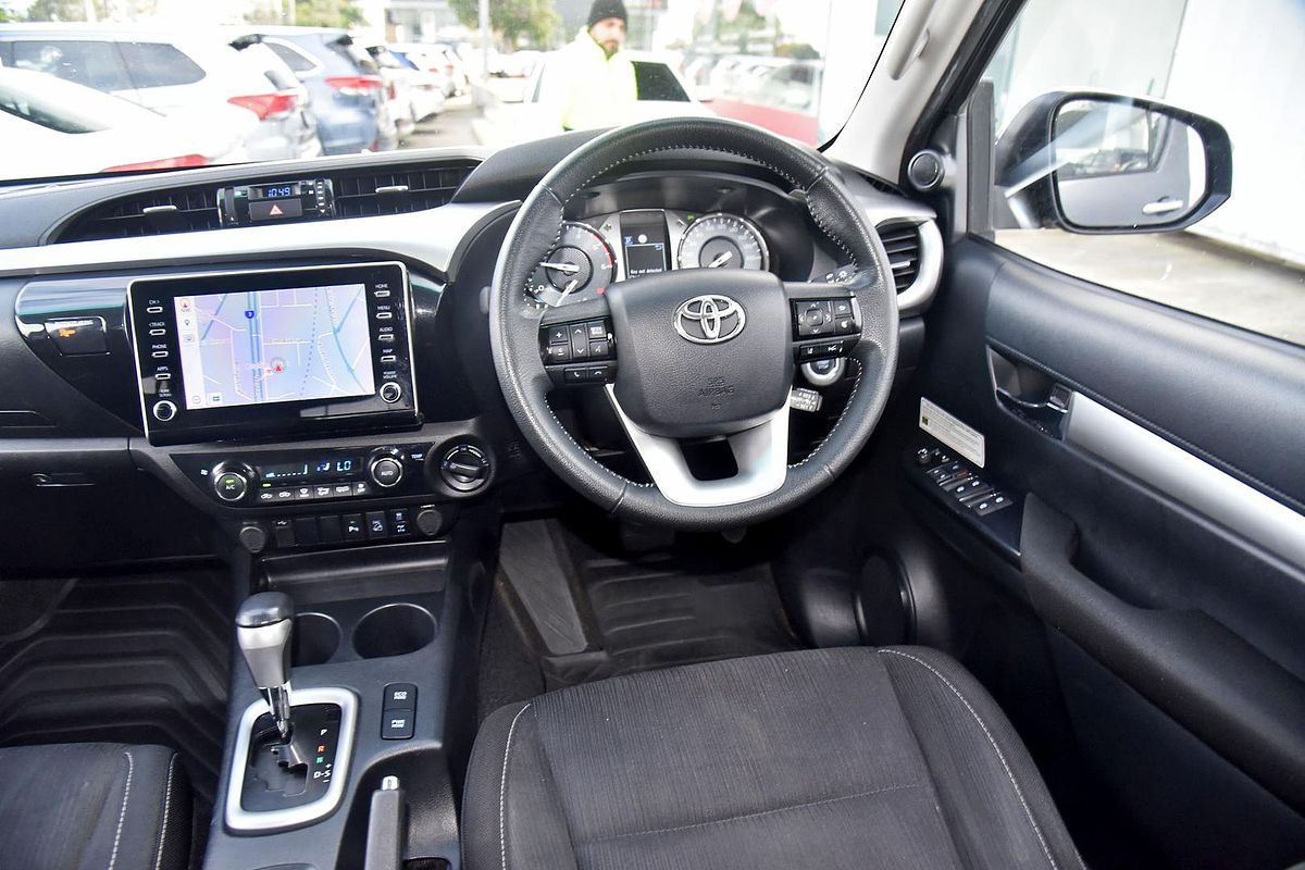2021 Toyota Hilux SR5 GUN126R 4X4