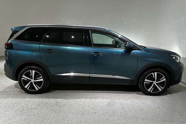 2018 Peugeot 5008 Allure P87