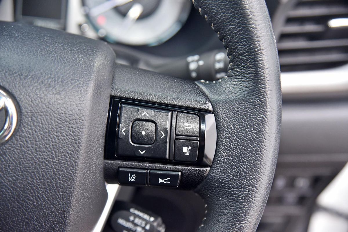 2020 Toyota Hilux SR5 GUN126R 4X4