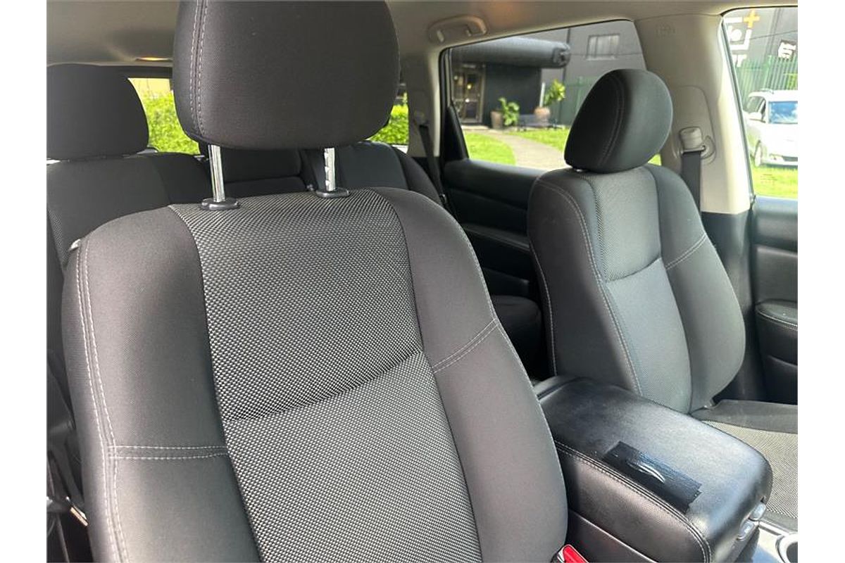 2019 Nissan Pathfinder ST R52 Series III