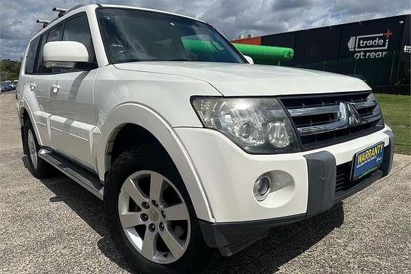 2006 Mitsubishi Pajero VR-X NS