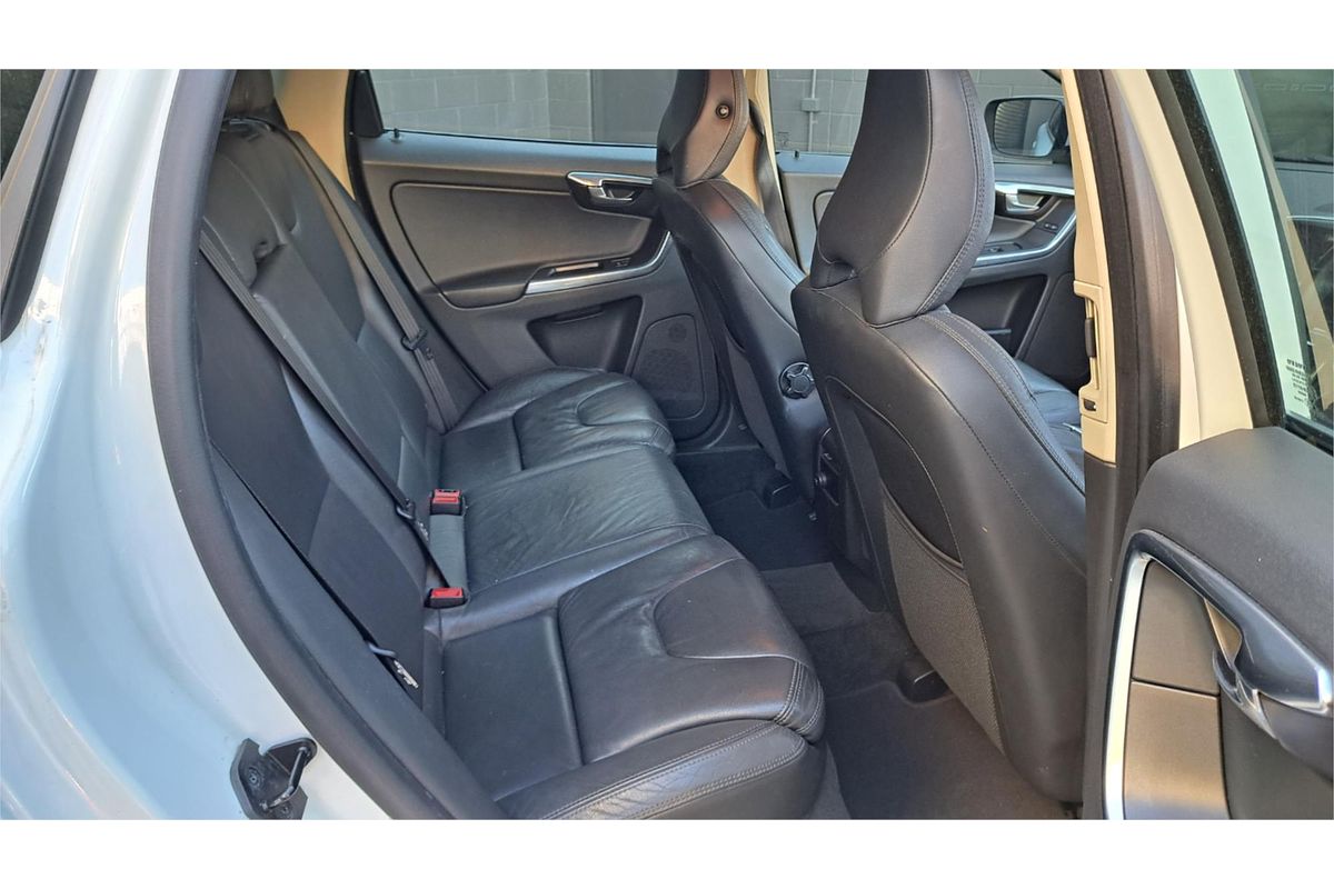 2013 Volvo XC60 T5 Teknik