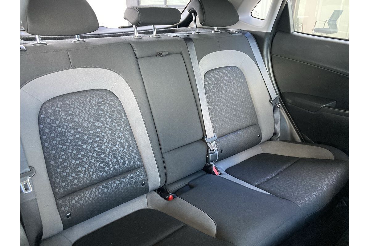 2017 Hyundai Kona Active OS