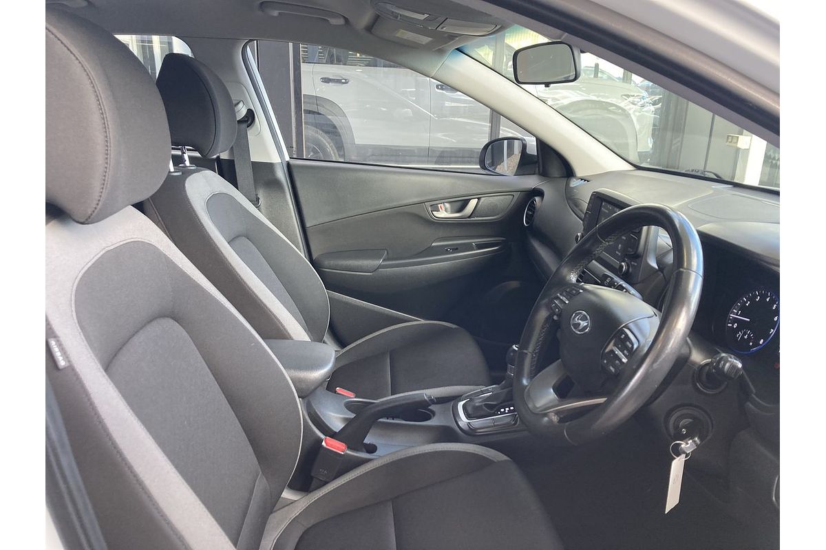 2017 Hyundai Kona Active OS