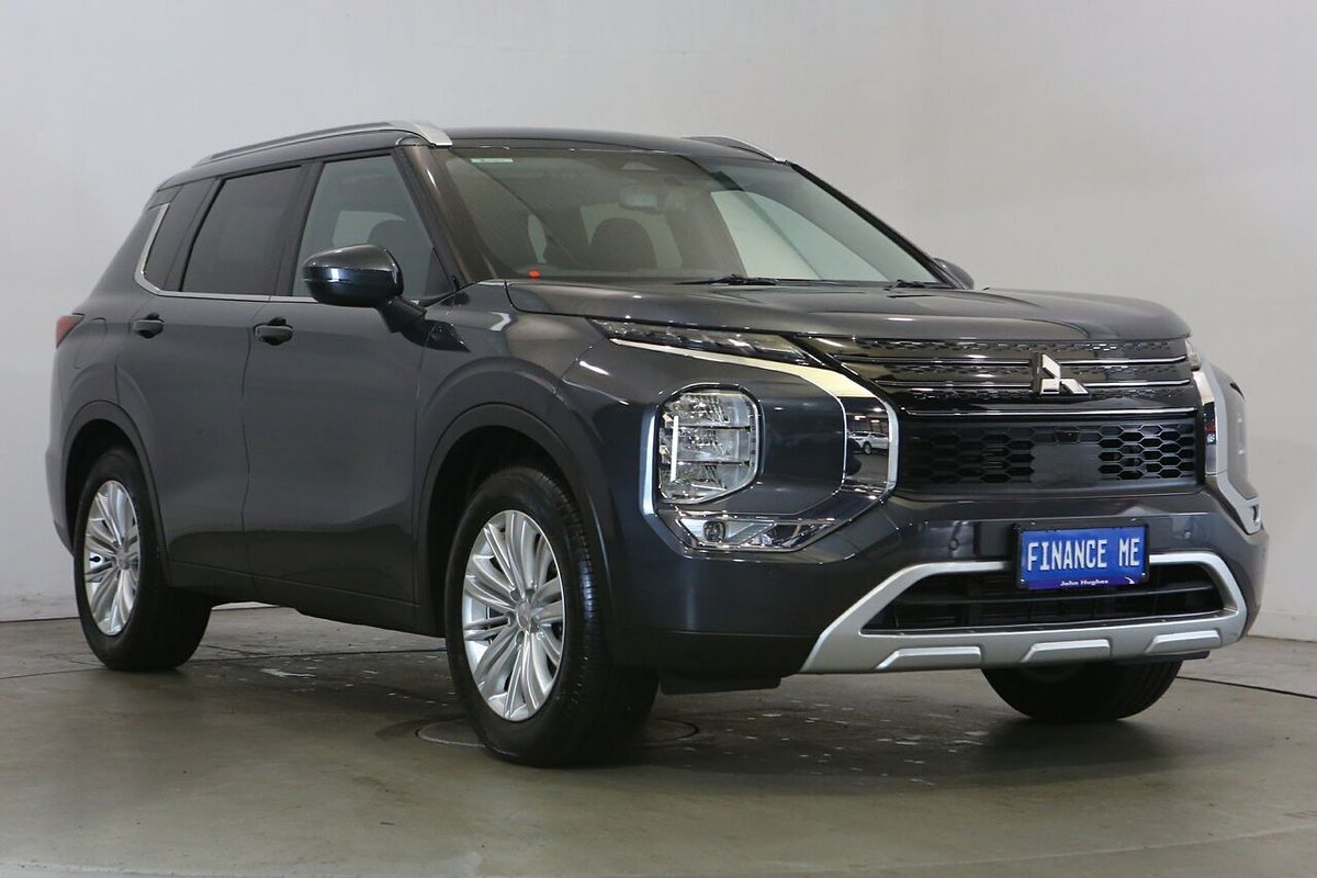 2025 Mitsubishi Outlander LS ZM