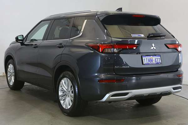 2025 Mitsubishi Outlander LS ZM
