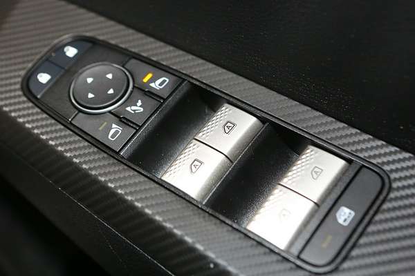 2025 Mitsubishi Outlander LS ZM