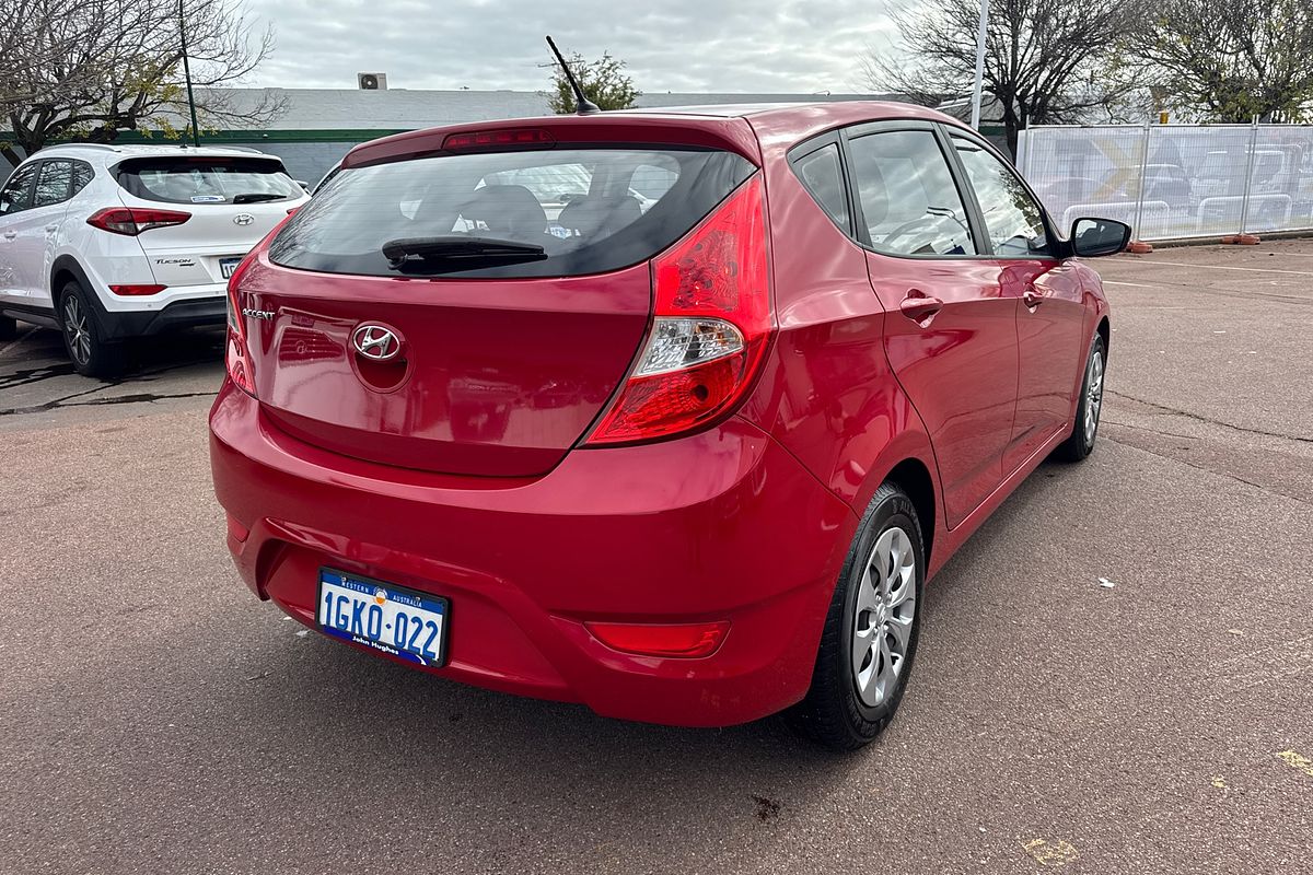 2016 Hyundai Accent Active RB4