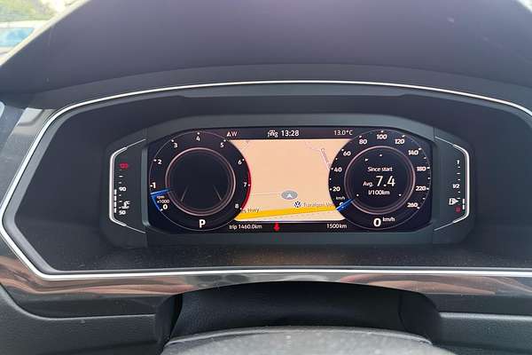 2025 Volkswagen T-Roc 140TSI R-Line D11
