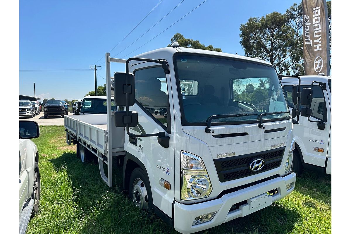 2023 Hyundai Mighty EX4/6 Tray SWB