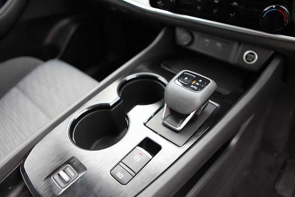 2024 Nissan X-TRAIL ST T33