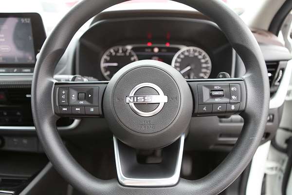 2024 Nissan X-TRAIL ST T33