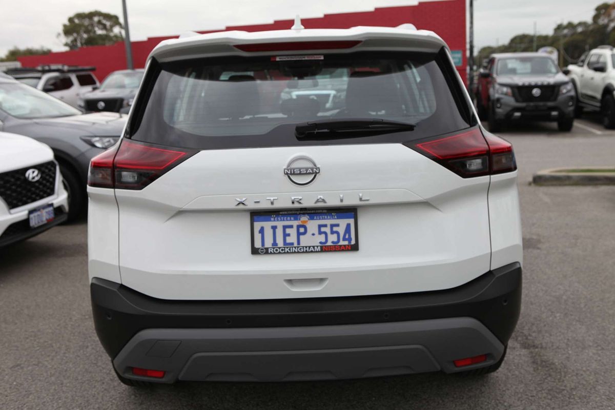 2024 Nissan X-TRAIL ST T33