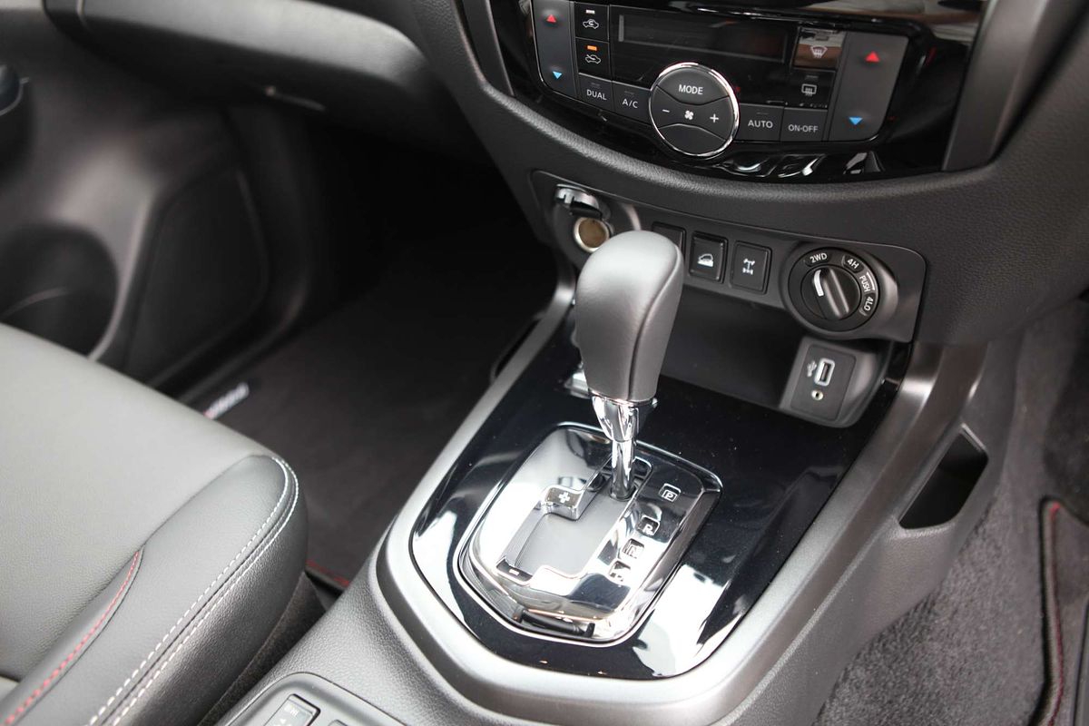 2025 Nissan Navara PRO-4X D23 4X4