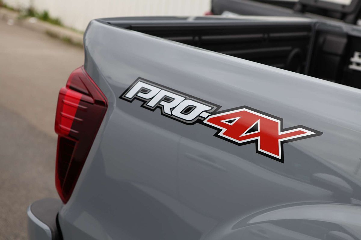 2025 Nissan Navara PRO-4X D23 4X4