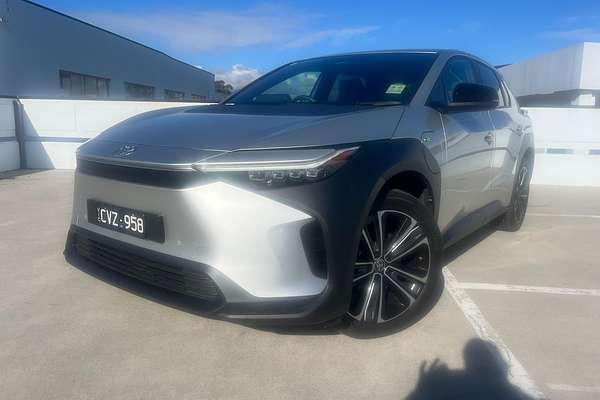 2024 Toyota bZ4X XEAM10R
