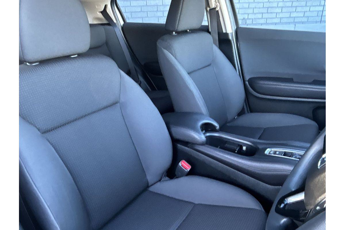 2019 Honda HR-V VTi