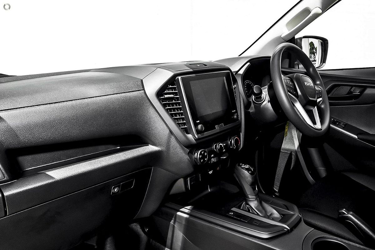 2025 Isuzu D-MAX SX High Ride Rear Wheel Drive