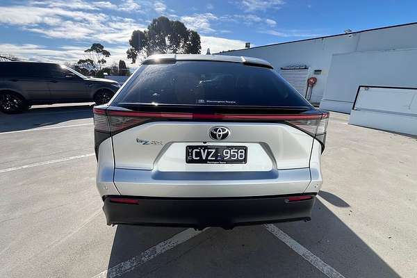 2024 Toyota bZ4X XEAM10R