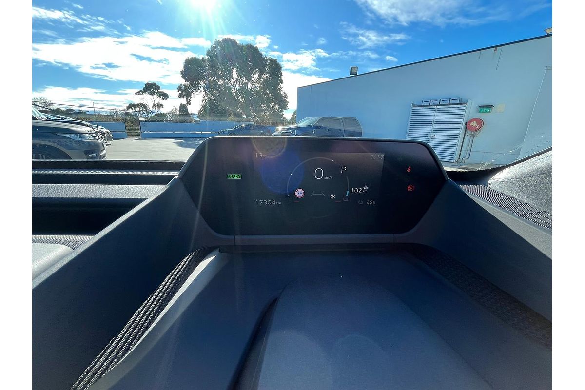 2024 Toyota bZ4X XEAM10R