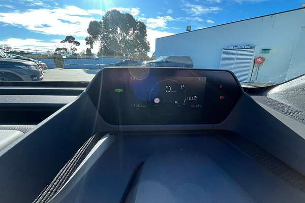 2024 Toyota bZ4X XEAM10R