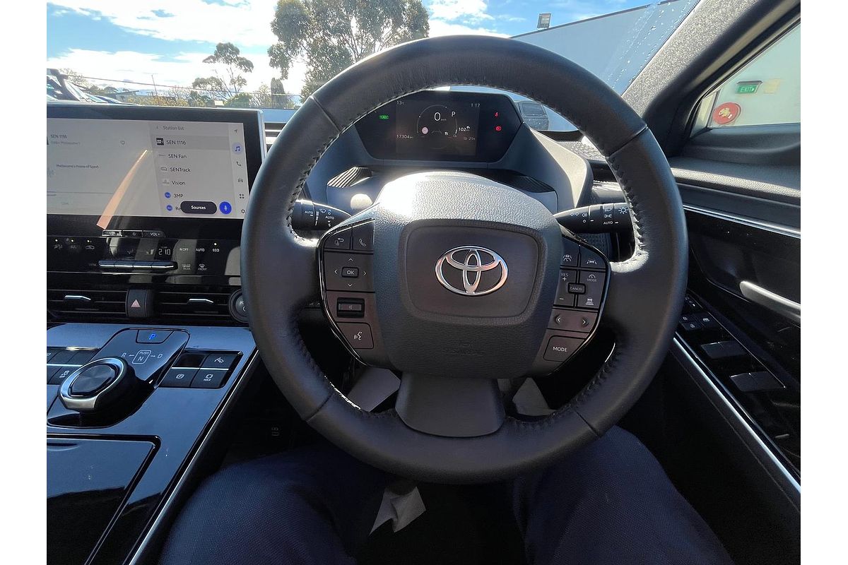 2024 Toyota bZ4X XEAM10R