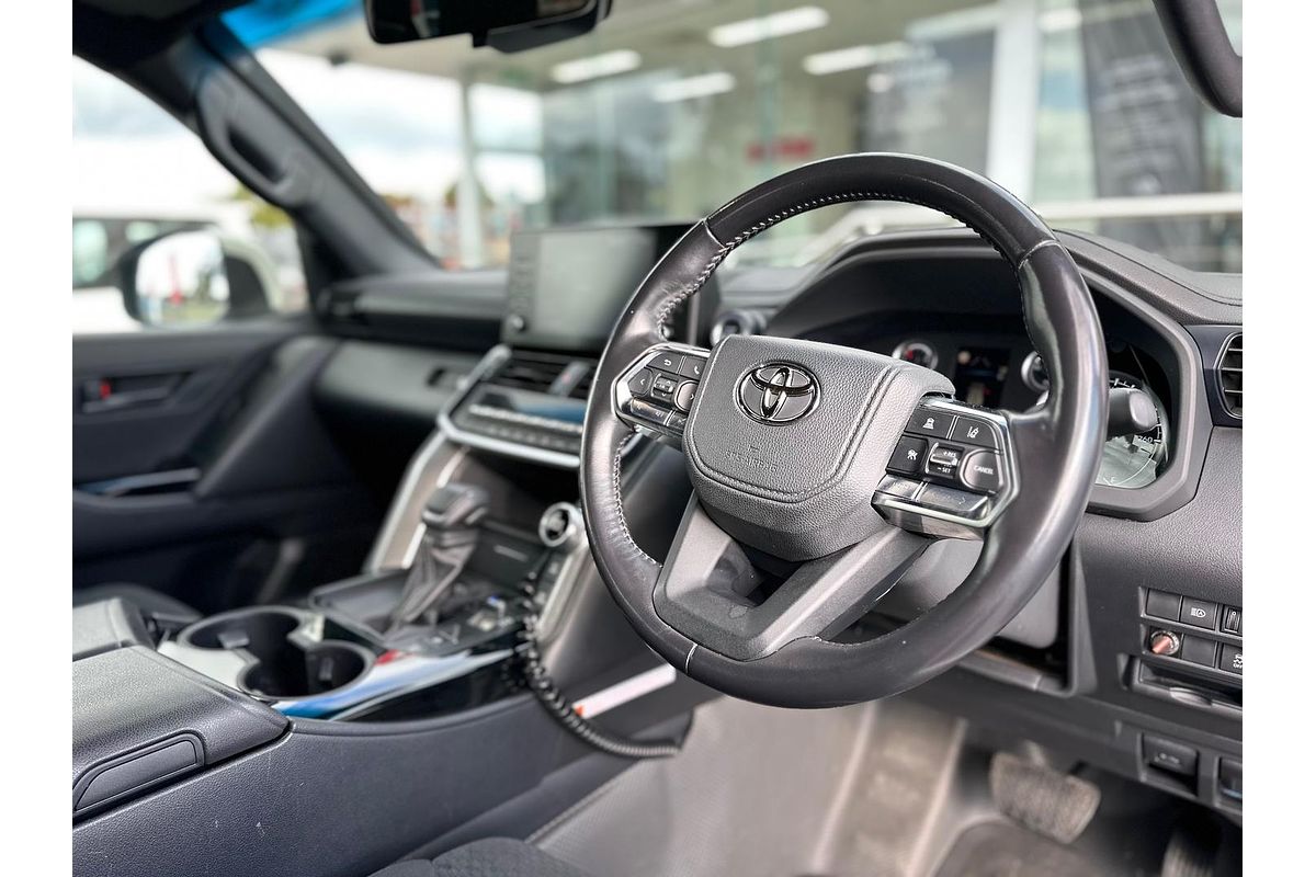 2022 Toyota Landcruiser GX FJA300R