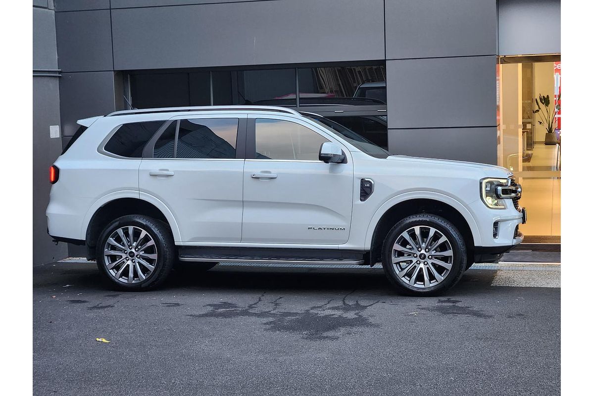 2025 Ford Everest Platinum 3.0L