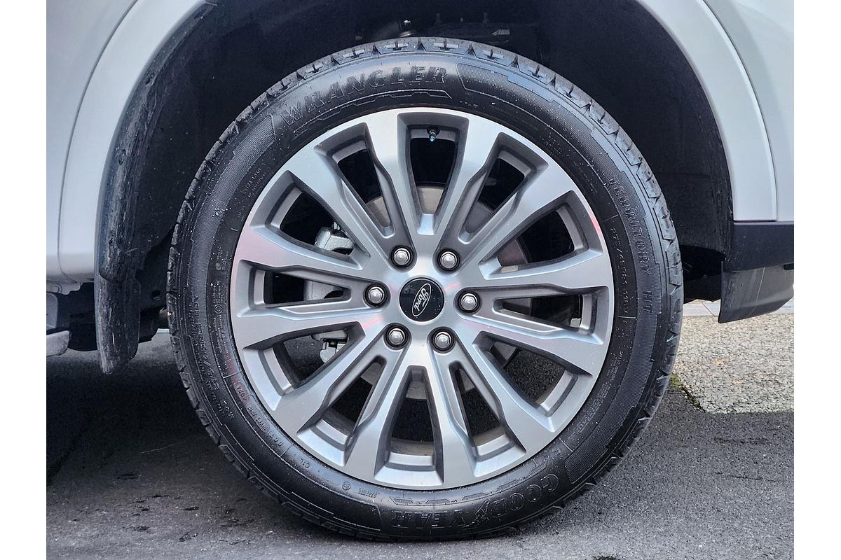 2025 Ford Everest Platinum 3.0L