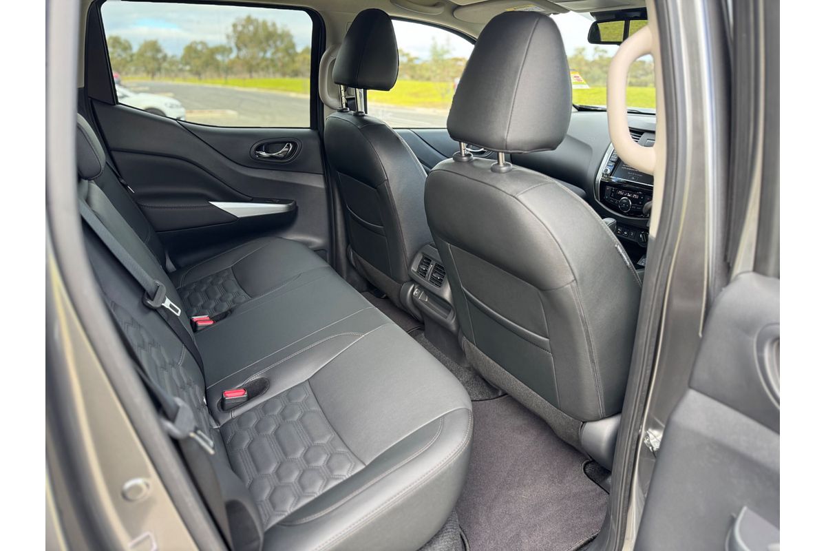 2025 Nissan Navara ST-X D23 4X4