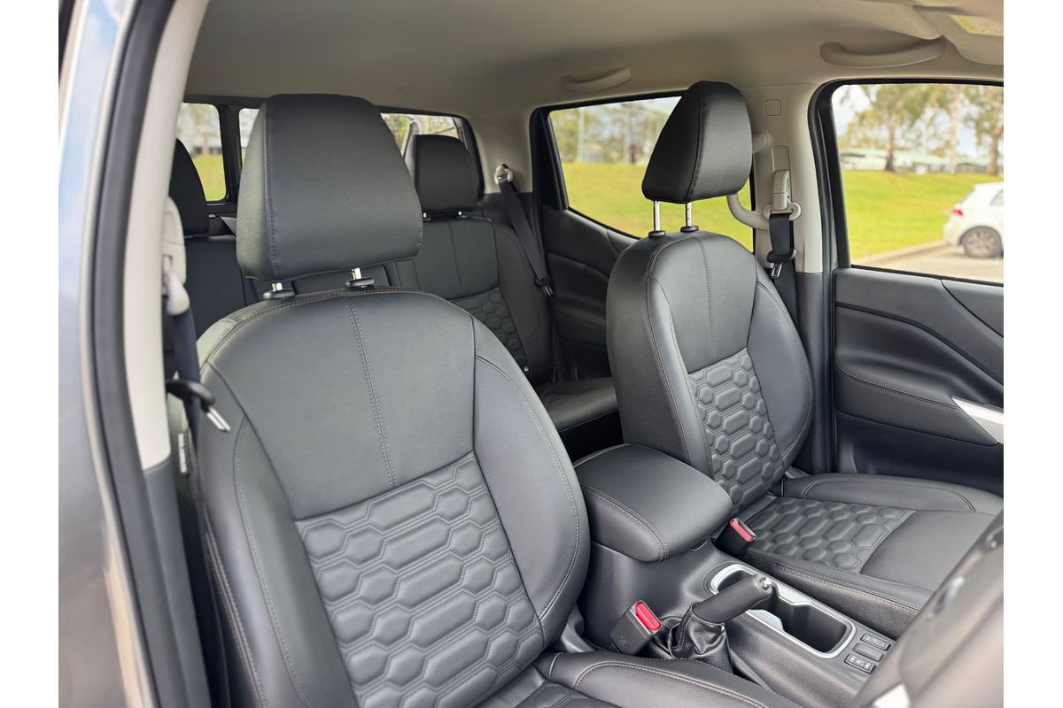2025 Nissan Navara ST-X D23 4X4