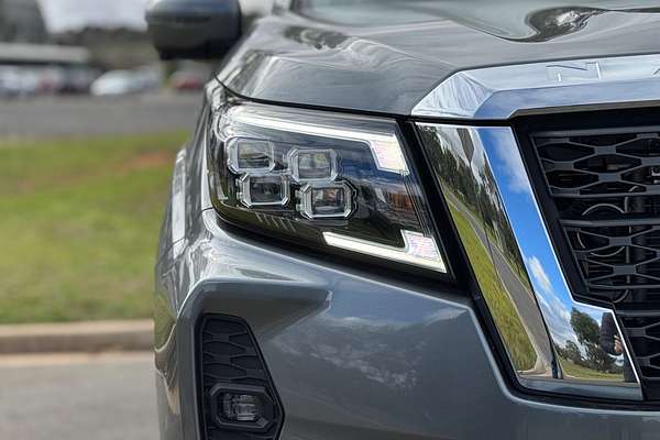 2025 Nissan Navara ST-X D23 4X4