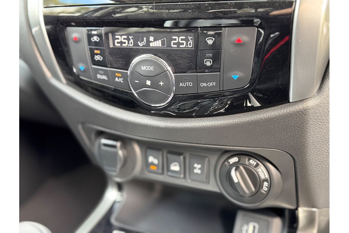 2025 Nissan Navara ST-X D23 4X4
