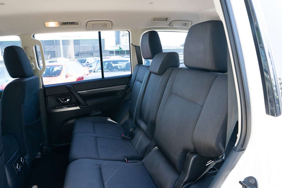 2021 Mitsubishi Pajero GLX Final Edition NX