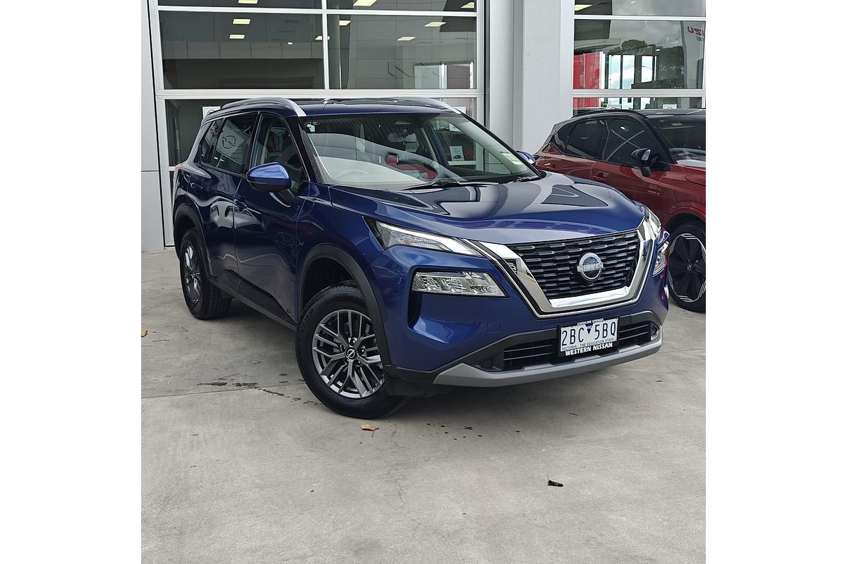 2025 Nissan X-TRAIL ST T33