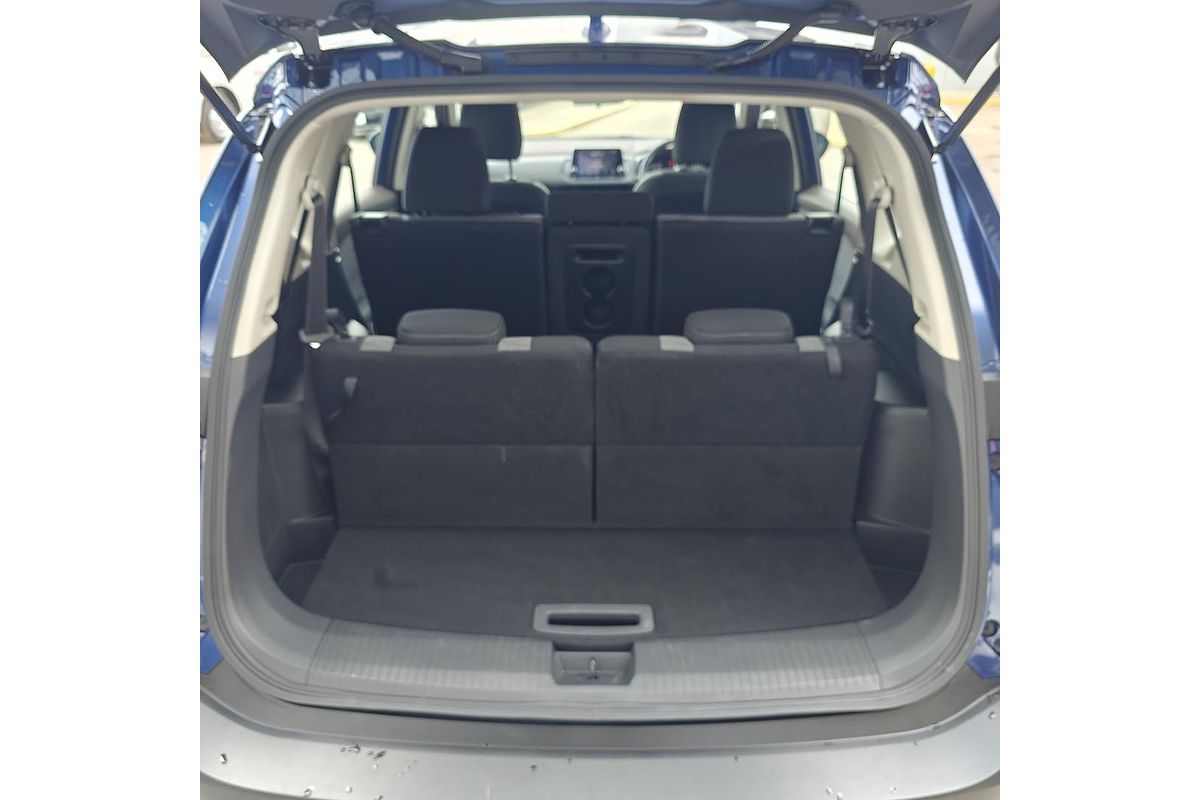 2025 Nissan X-TRAIL ST T33