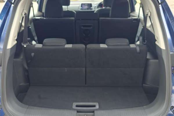 2025 Nissan X-TRAIL ST T33