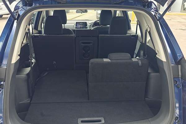 2025 Nissan X-TRAIL ST T33