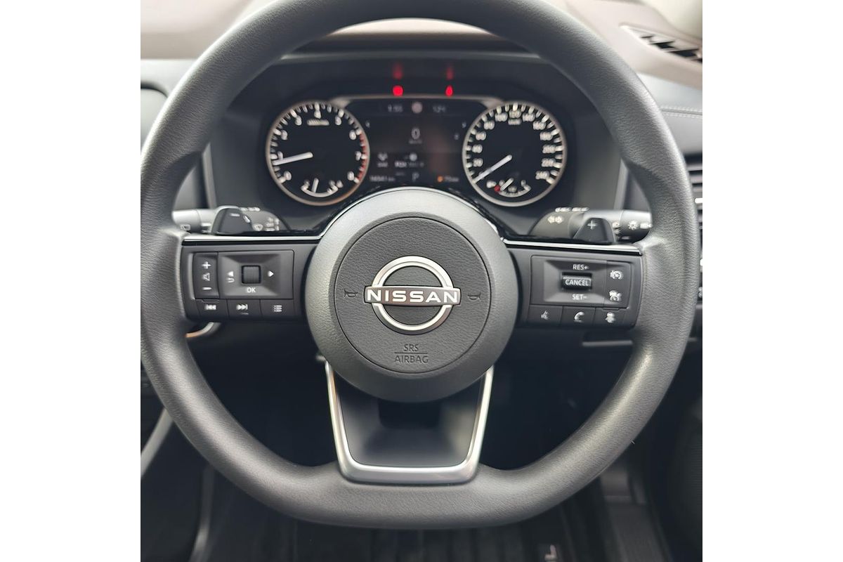 2025 Nissan X-TRAIL ST T33