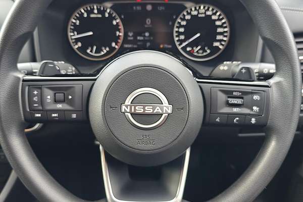 2025 Nissan X-TRAIL ST T33