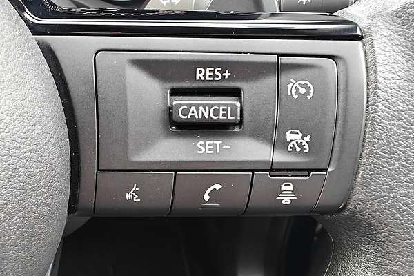 2025 Nissan X-TRAIL ST T33