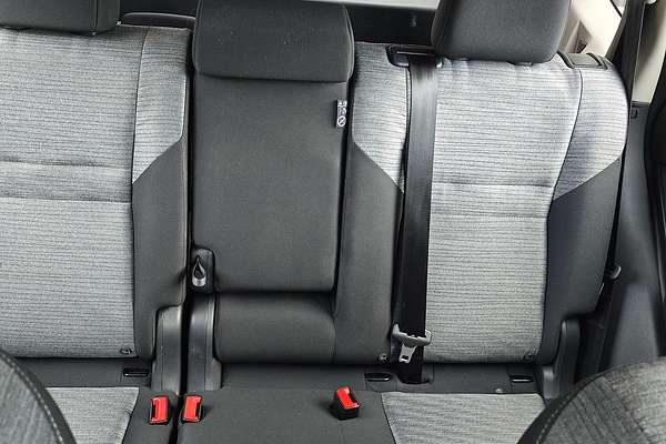 2025 Nissan X-TRAIL ST T33