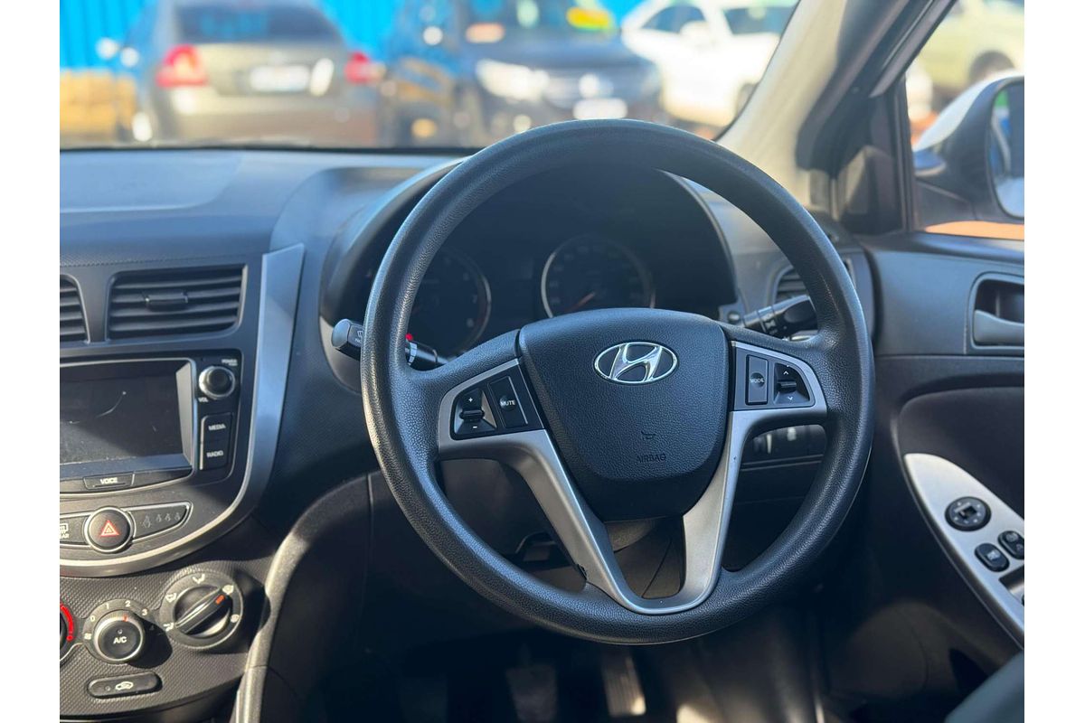 2016 Hyundai Accent Active RB4