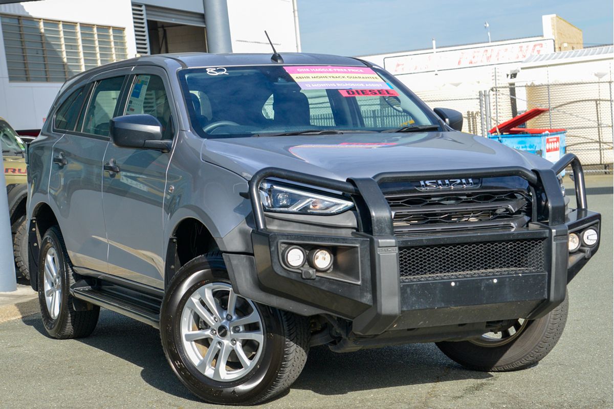 2022 Isuzu MU-X LS-M