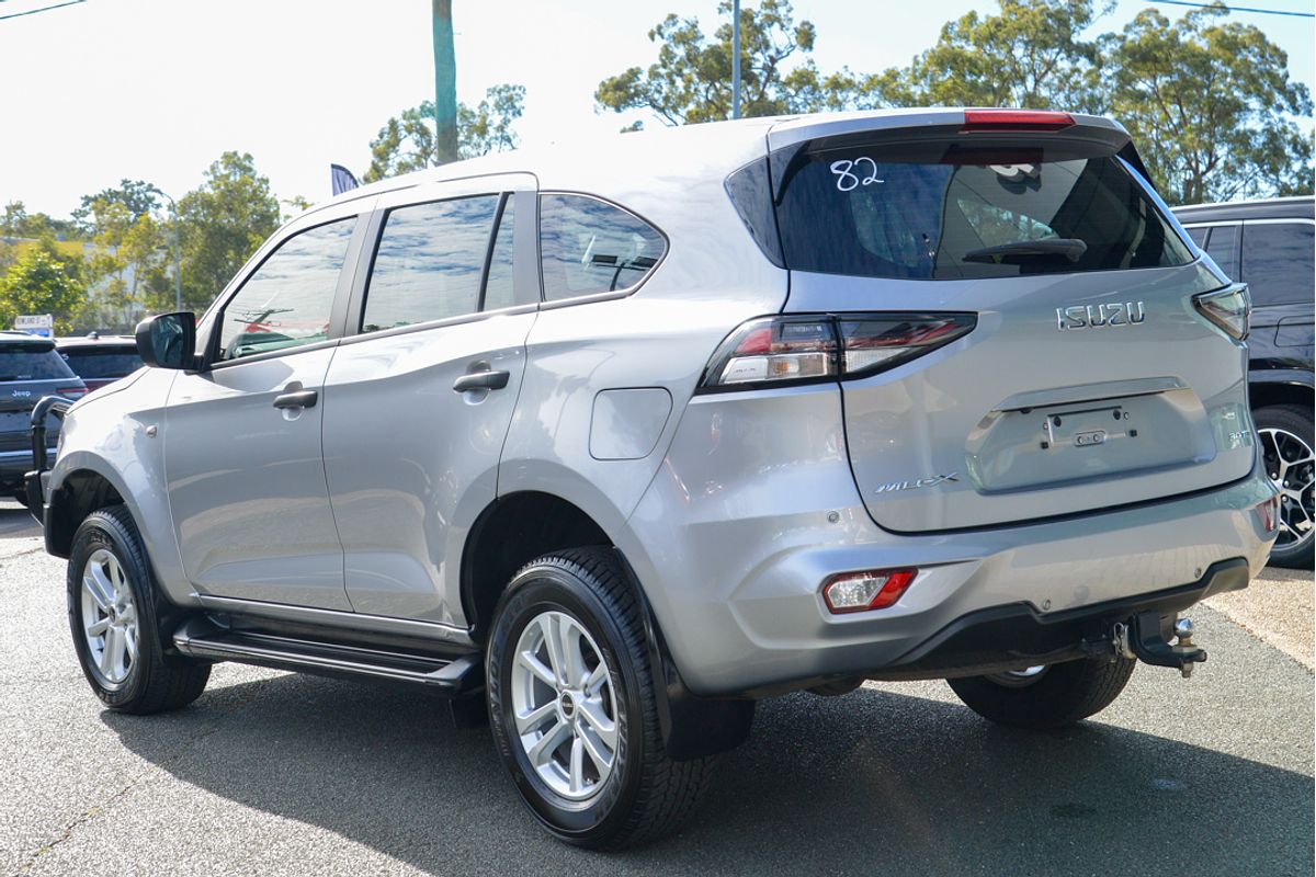 2022 Isuzu MU-X LS-M