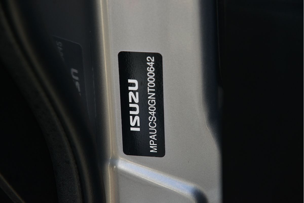 2022 Isuzu MU-X LS-M
