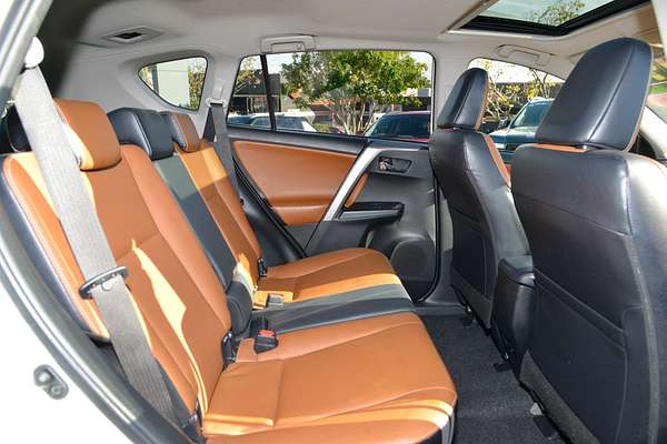2017 Toyota RAV4 Cruiser ASA44R