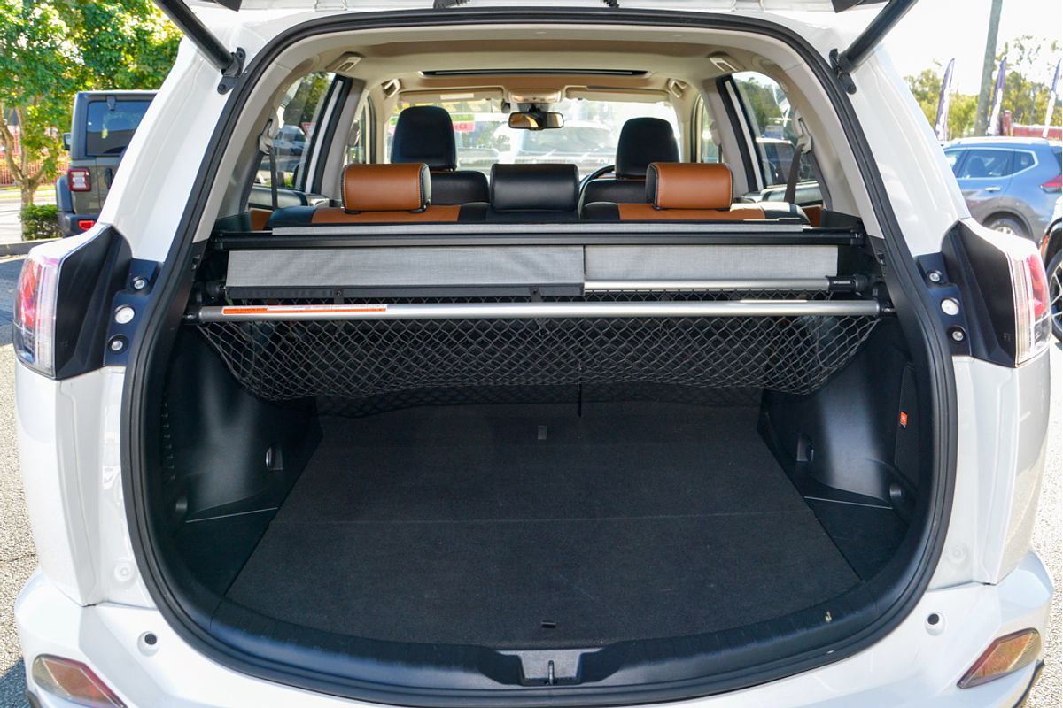 2017 Toyota RAV4 Cruiser ASA44R